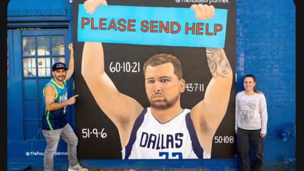 Mavs - Luka Mural